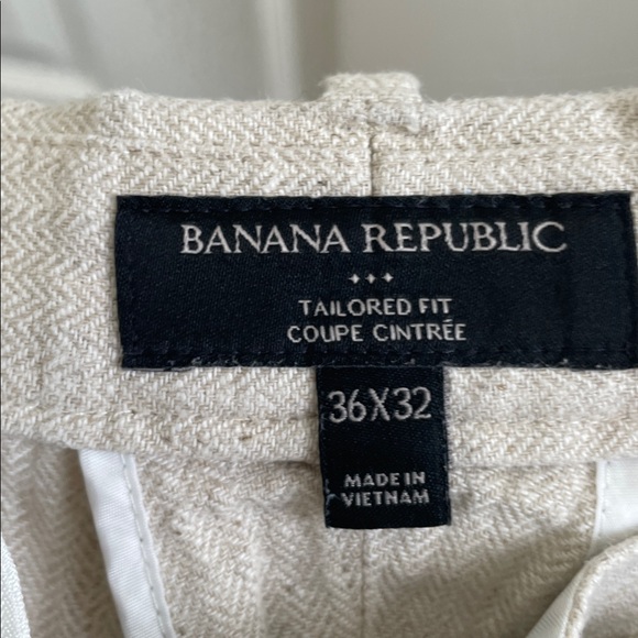 Banana Republic - Linen Blend Tailored Fit Preppy Ankle Pants - Cream - 36x32 - Picture 12 of 13